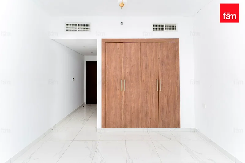Bright & Spacious 2BR | Maids Room | Family-Friendly Layout63957448005377113