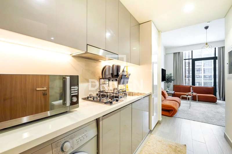 Hot Deal | Spectacular Corner Apt | Community View63976473487873114