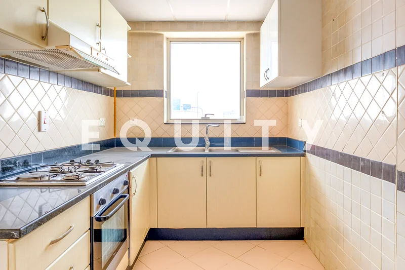 Vacant | 1 Bedroom | Large Layout64036737113857112