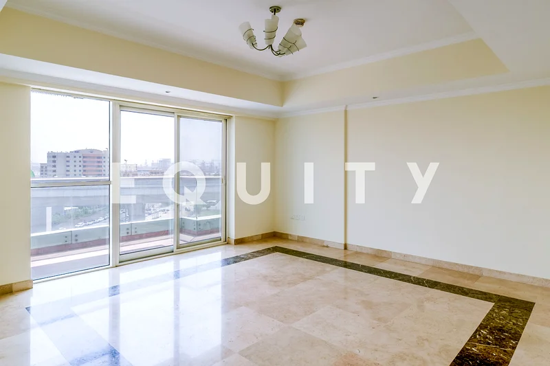 Vacant | 1 Bedroom | Large Layout64036737113857111