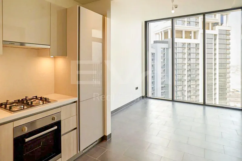 Brand New | Pool View | Vacant | Mid Floor64018628388865111