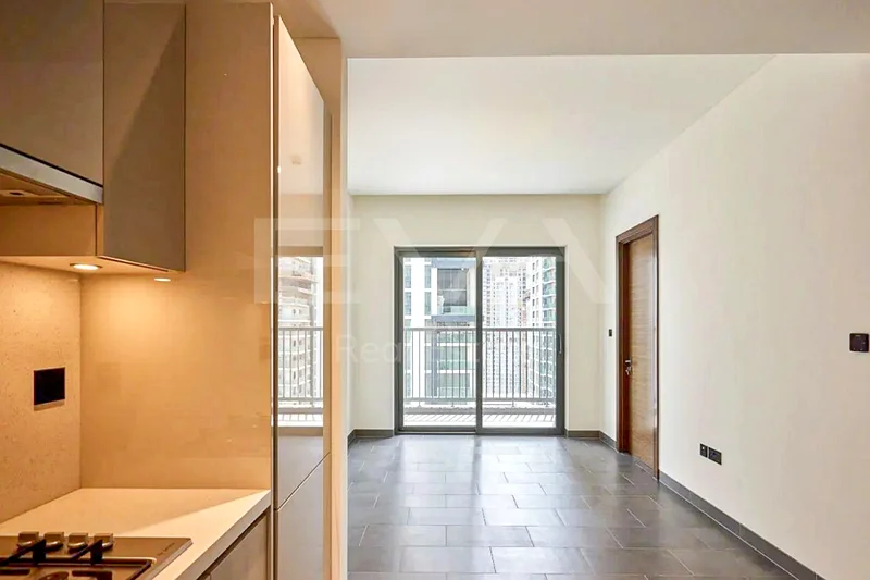 Brand New | Pool View | Vacant | Mid Floor64018628388865112