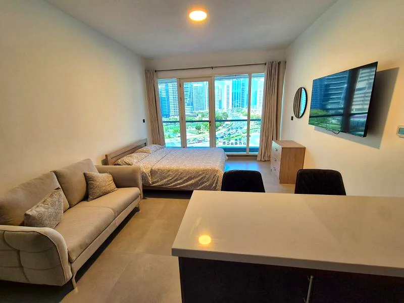 Amazing Low Floor | City View | Vacant | Furnished63988565873922114