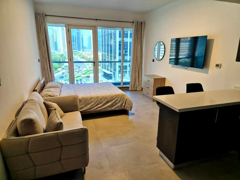 Amazing Low Floor | City View | Vacant | Furnished63988565873922110