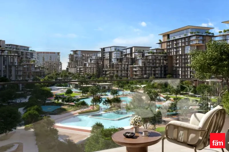 WATER FACING | TOP FLOOR | NATURAL LIGHT | 05 Unit63949091121538111