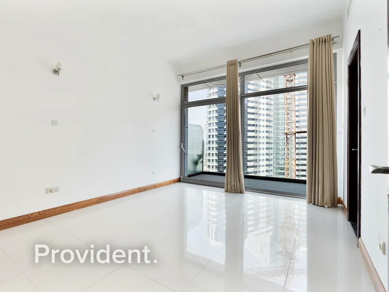 Vacant | Spacious | Chiller free | Two Towers B63923769218433114