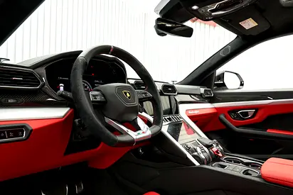 صورة 13 لـ 2019 Lamborghini URUS