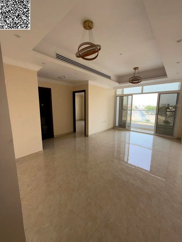 Free parking with a two-bedroom apartment with modern and contemporary finishing, a balcony with two bathrooms, a large kitchen, central air condition64052220044547112