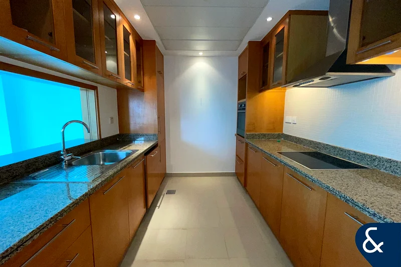 Marina View | Sea View | Two Beds | Emaar64041139396098113
