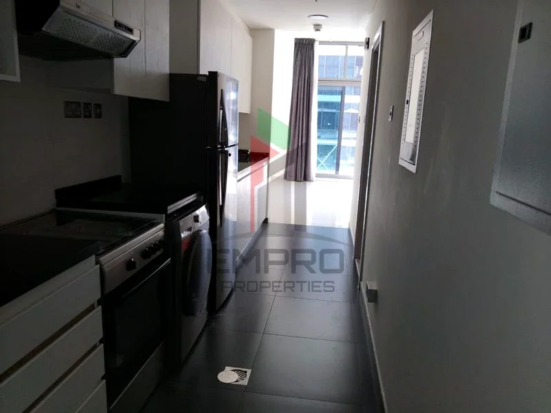 Spacious | balcony | well maintained63971812009985110