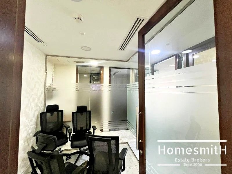 Fully Fitted Office| Prime Location|Move-In Ready64071147326850113