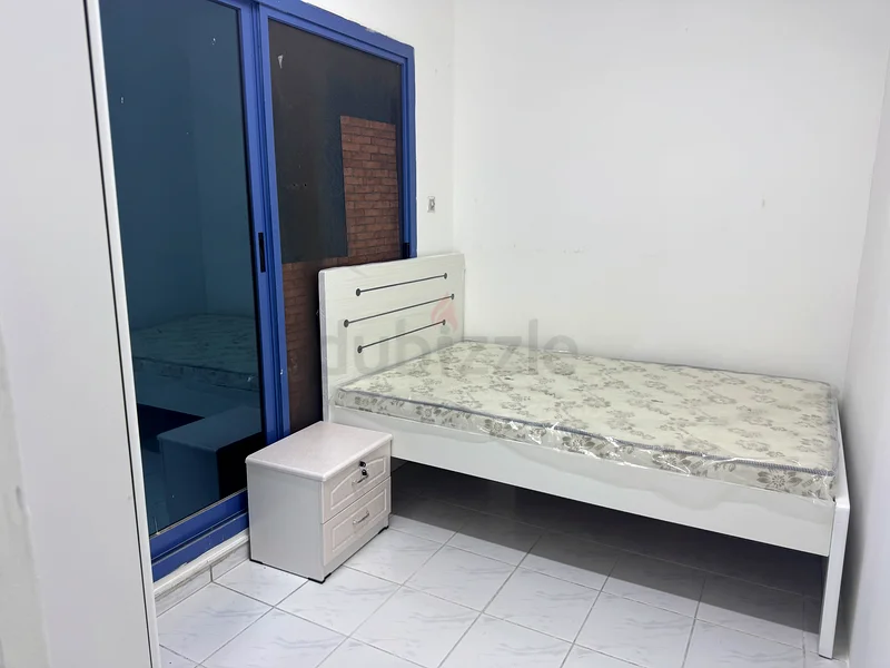 غرفة بأسعار معقولة متوفرة64057032983299111