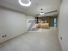 882 sq ft | 1BHK | Multiple cheques | High floor