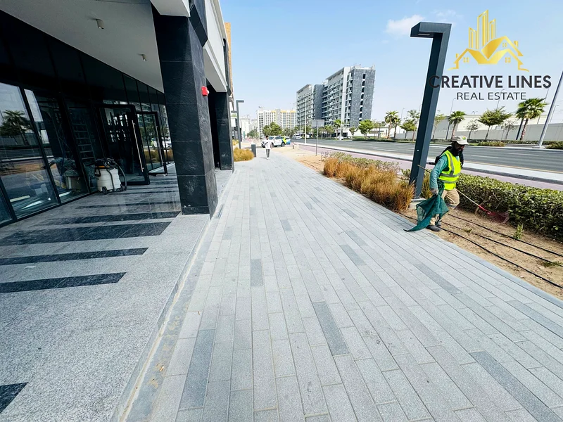 Prime Location | Boulevard View Shell and Core Shop |64064928876291112
