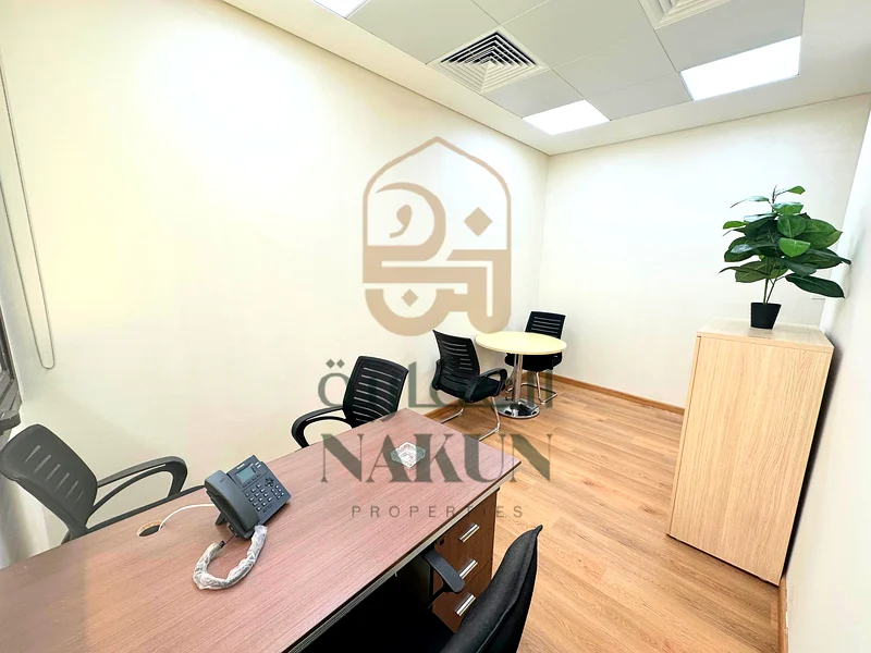 Spacious office / flexible payment / Strategic location64061929878145111