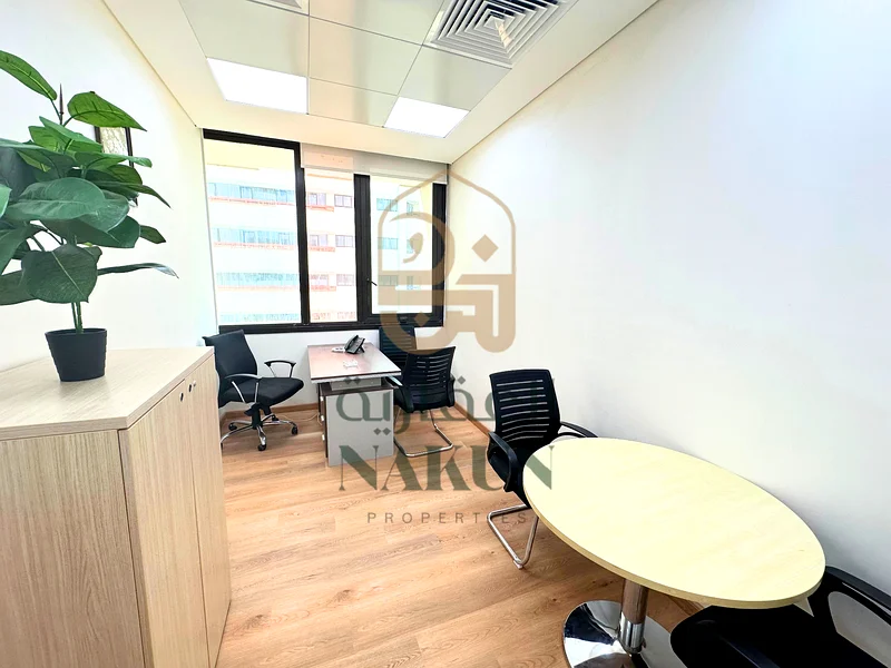 Spacious office / flexible payment / Strategic location64061929878145112