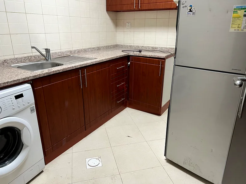 Room available @ AED 1900 in Emirates city64054494798593111