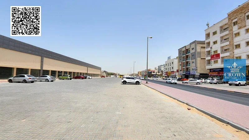 🏢 Commercial Showroom with Mezzanine – For Rent in Al Jurf Industrial 3, Ajman 🏢64074559634433112