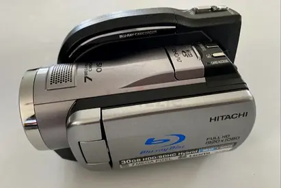 HITACHI DZ_BD10HA 30GB VIDEO CAMERA FULL HD