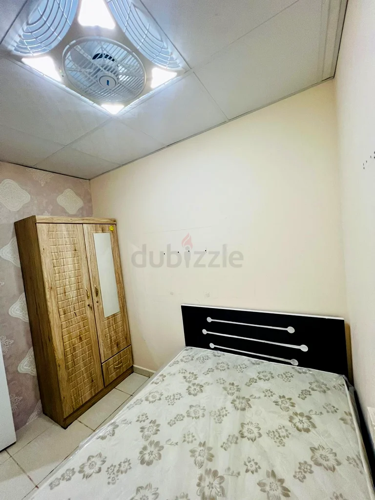 Partition Available For Rent in Rashdiya 164054497446402111