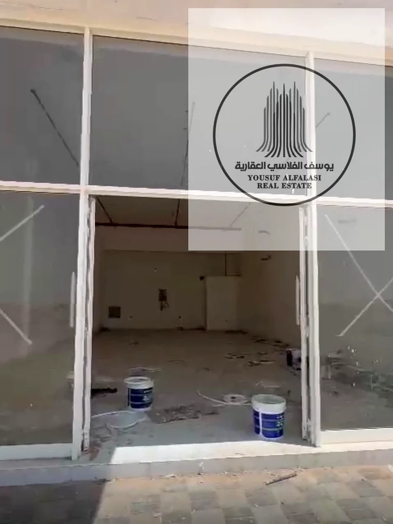 A distinctive commercial opportunity for rent in Umm Al Quwain – on a busy main street!64060186912513114