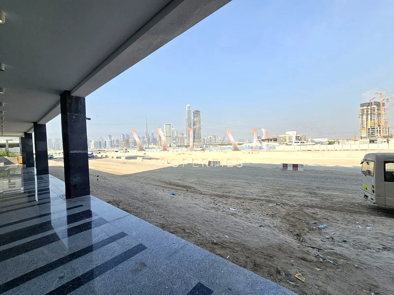 LAGOON-FACING RETAIL GEM | Brand New | Prime Location | Big Layout64065483607298113