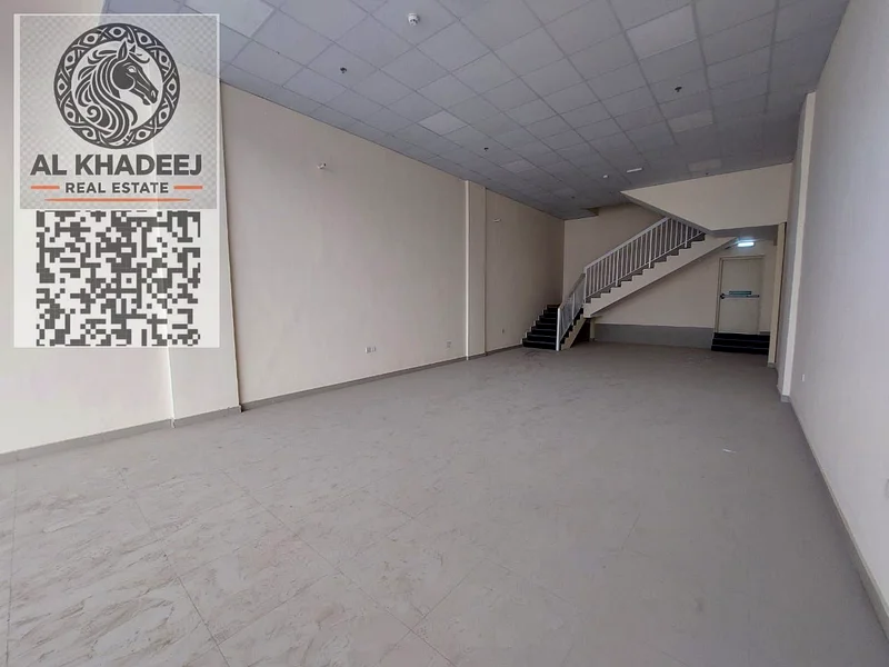 New warehouse for annual rent in Ajman – Al Jurf Industrial 3 – 1,550 sq. ft., ground & mezzanine with bathroom, 35W power, prime location, easy payme64074559643650114