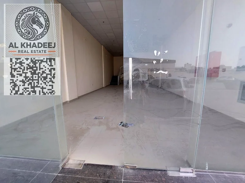 New warehouse for annual rent in Ajman – Al Jurf Industrial 3 – 1,550 sq. ft., ground & mezzanine with bathroom, 35W power, prime location, easy payme64074559643650110