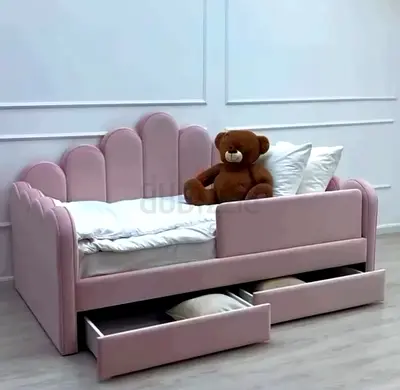 Charming and comfort Pink  Bed with Storage