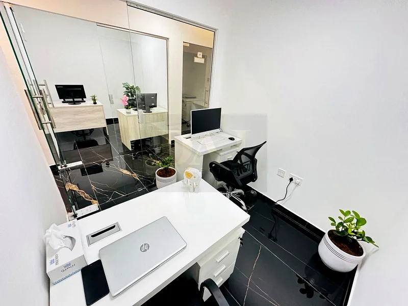 Amazing Office | Bank Account Assistance | Near to Metro Station64072117260035113