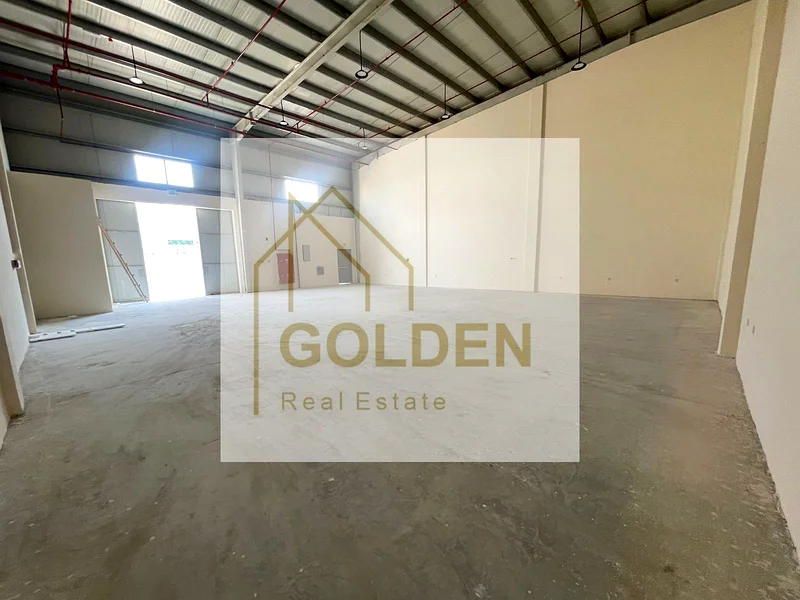 6,000 sq.ft. warehouse for rent in UAQ, 26 kW power, AED 210,000 yearly (final), 4 cheques + 10% deposit, refundable VAT.64060069332483111