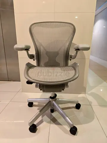 Herman Miller Aeron Office Chair Gray Color Good Condition