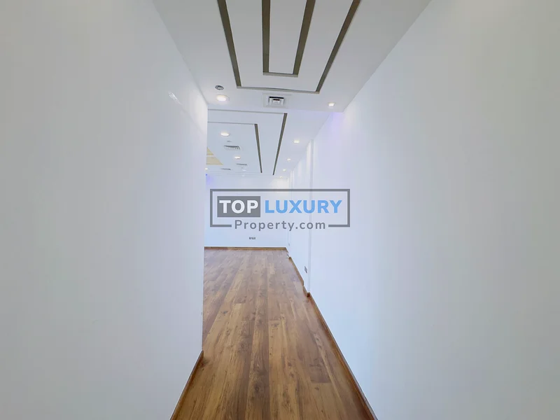 OPEN SPACE| NEAR METRO | MULTIPLE OPTIONS64070636486146112