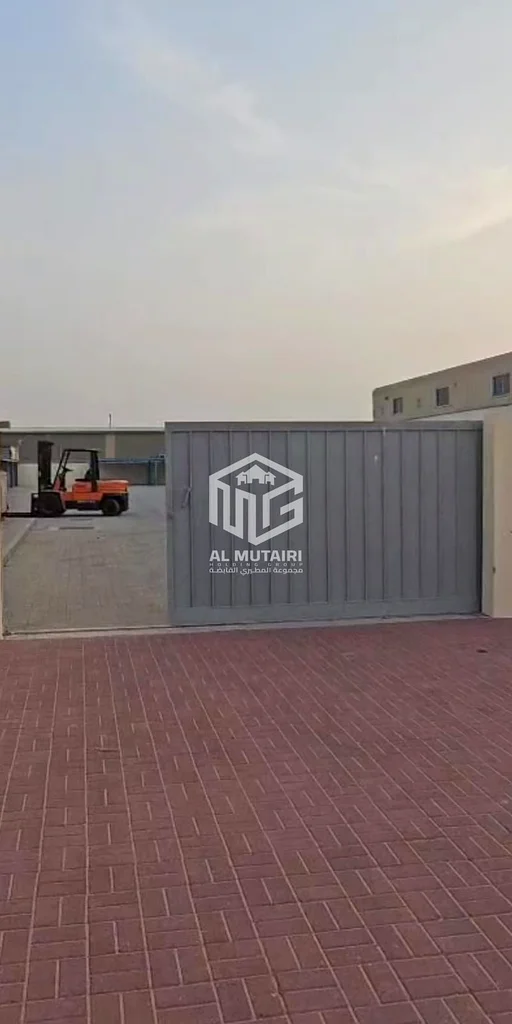 🏢 For Rent – Fully Equipped Commercial Warehouse in Al Sajaa, Sharjah 🏢64058561389827114