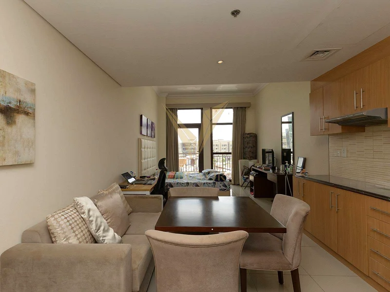 Well-Maintained Studio | Great Location | Arjan64154402781315110