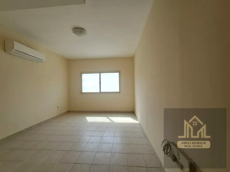 Gorgeous beautiful and nice looking prime location|| just  AED 17k||64050032944129111