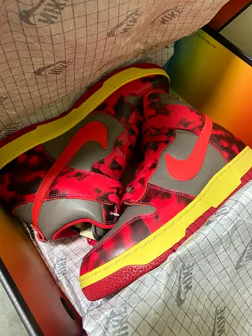 Nike Dunk High ‘1985 Red Acid Wash’