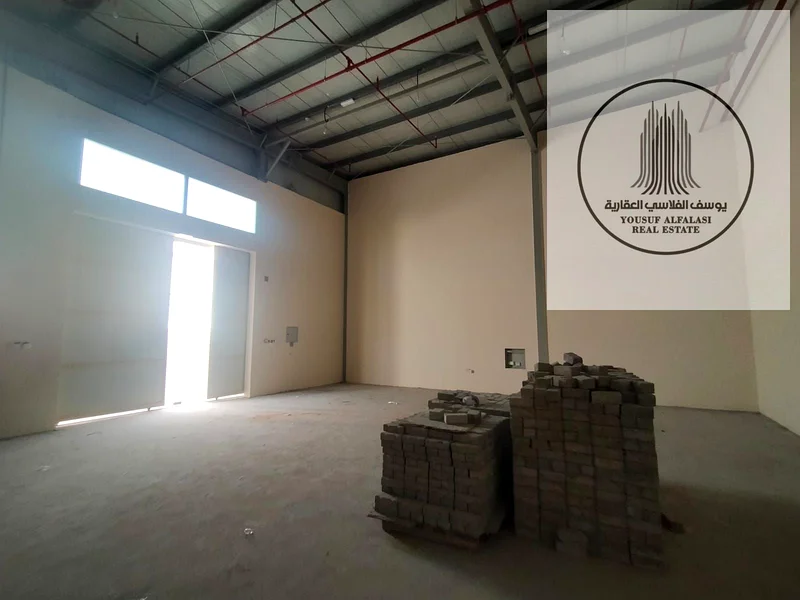 مستودع للإيجار بمساحة 1500 قدم مربع بسعر 85000 درهم في السجا64058561399554112