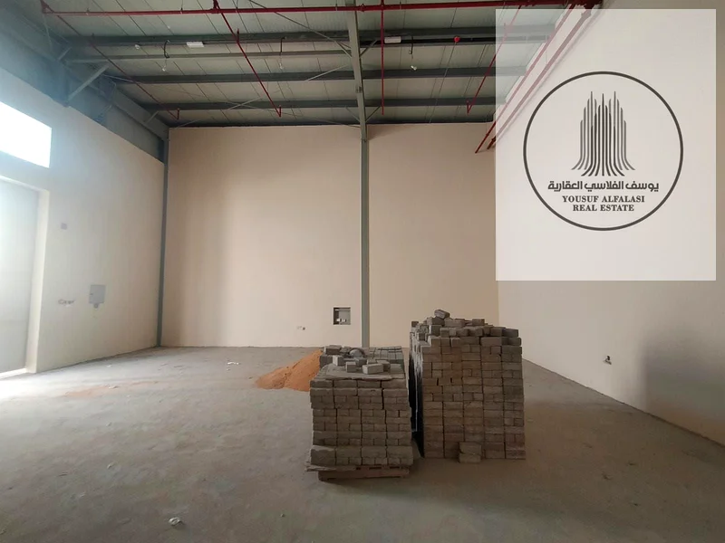 مستودع للإيجار بمساحة 1500 قدم مربع بسعر 85000 درهم في السجا64058561399554111