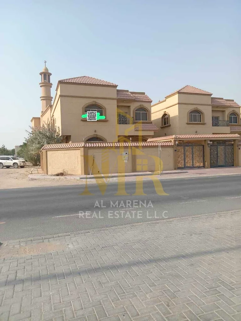 فيلا للإيجار في الروضة 2، سكني وتجاري - زاوية على شارع رئيسي، مساحتها 5000 قدم مربع - 5 غرف، السعر 150,00064073342886017110