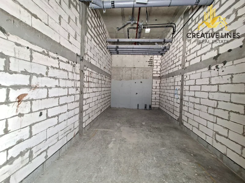 Prime Location || Shell and Core || High Footfall64064701529985112
