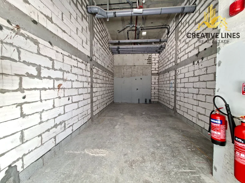 Prime Location || Shell and Core || High Footfall64064701529985110