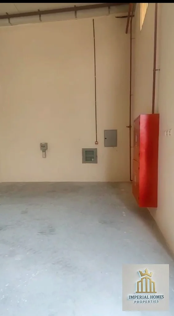 مستودع للإيجار السنوي في أم الثعوب64060444550275112