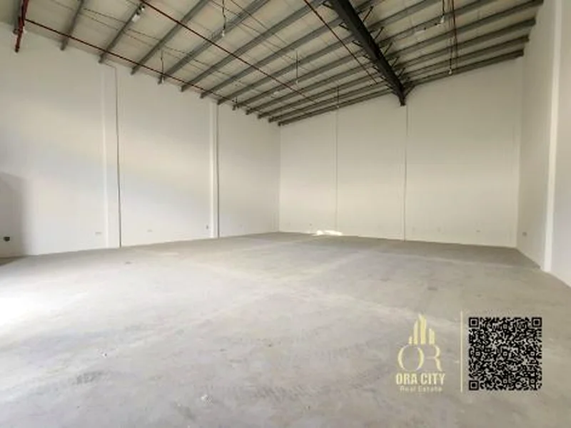 Invest in your business! A 2,665 sq ft warehouse in Ajman, Al Jurf Industrial 3, one floor, in a prime location with easy access.64074891946113112