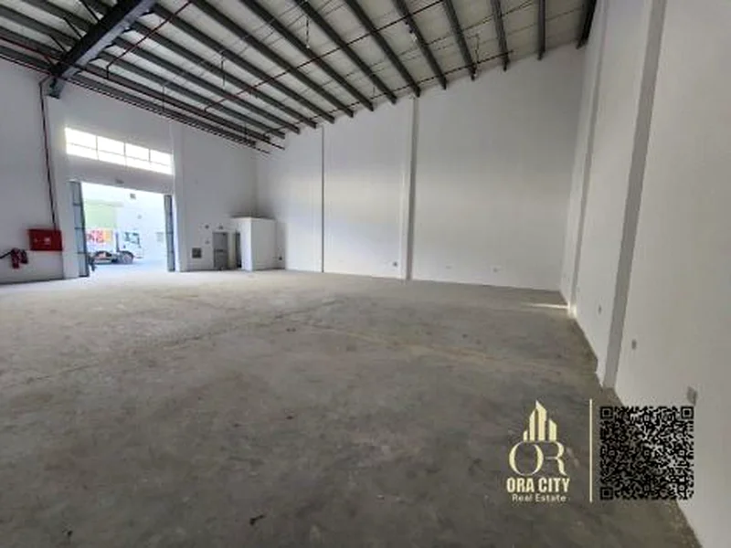 Invest in your business! A 2,665 sq ft warehouse in Ajman, Al Jurf Industrial 3, one floor, in a prime location with easy access.64074891946113113