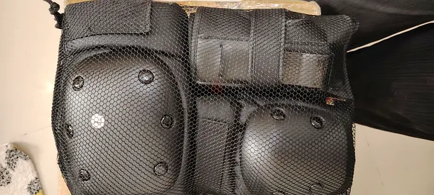 Protect Yourself with High-Quality Roller Skating Protective Gear!