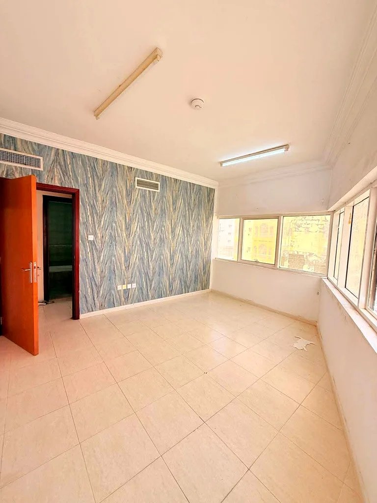 ✨ 1BHK Apartment for Rent in Al Musalla – Affordable & Convenient Location! ✨  📍 Location: Al Musalla, Sharjah  💰 Annual Rent: AED 28,000 only 💳 Pa64204291234947113