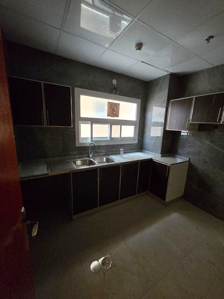 A room, a hall, two bathrooms, a kitchen, and a balcony64223359415427113