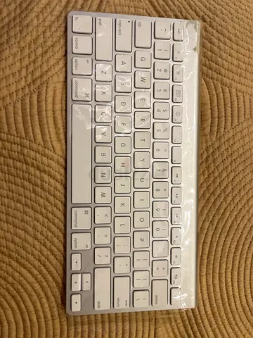Apple keyboard