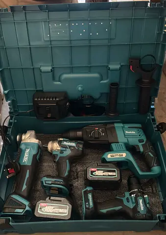 Makita 4in1 Limited stock